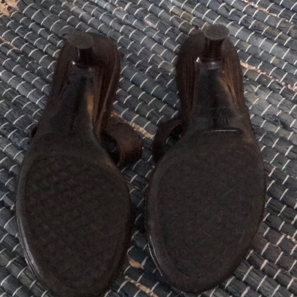 Slip on comfy heeled Aerosoles sandals - Picture 3 of 3